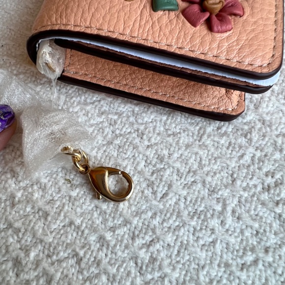 COACH Mini Wallet On A Chain With Floral Whipstitch BRAND NEW WITH TAGS - Picture 12 of 12